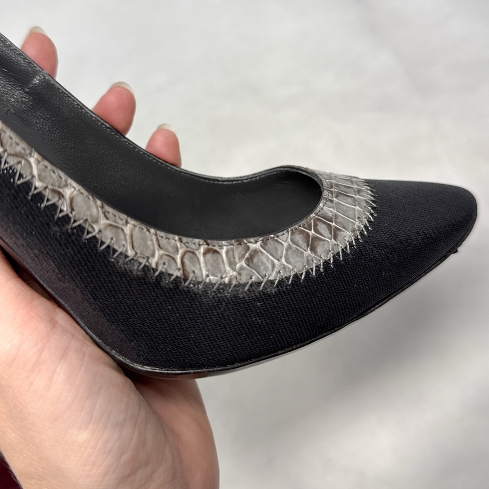 Marc Jacobs Vintage Y2K Leather Rose Rosette Flower Pump Heels Black Gothic 39.5 - Picture 9 of 16